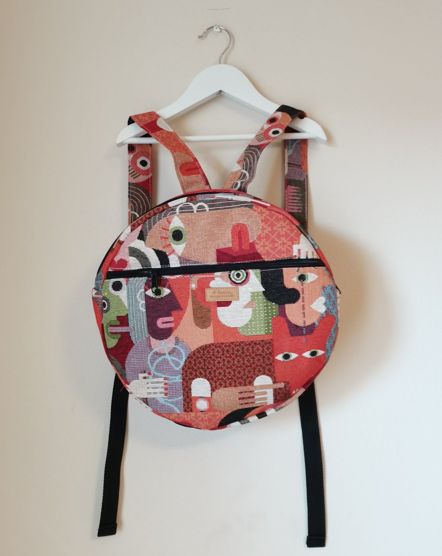 Funda Mochila Caras