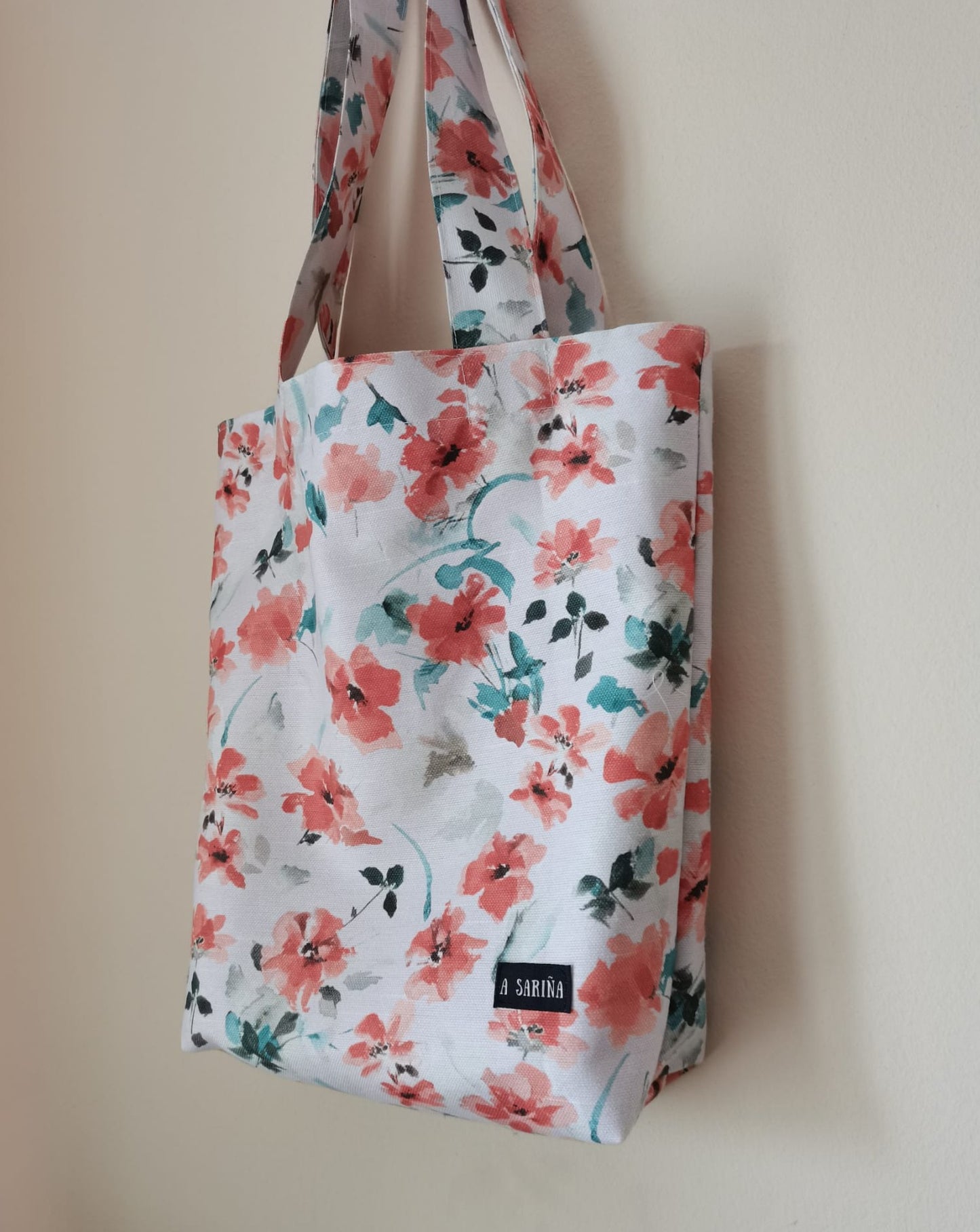 Bolsa blanca Flores